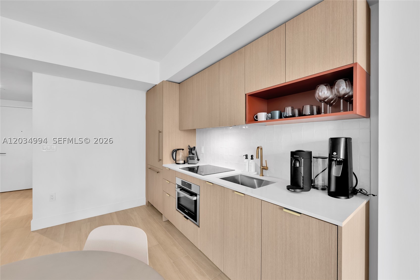 90 NE 32nd #406, Miami FL 33127