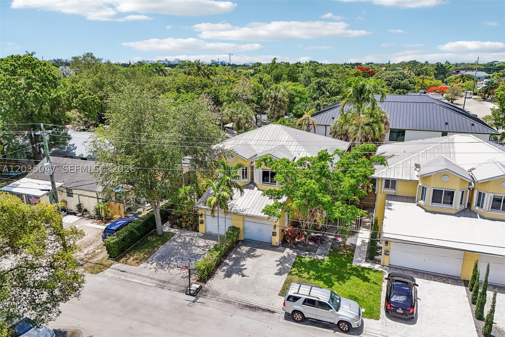 612 SW 6th St, Fort Lauderdale FL 33315