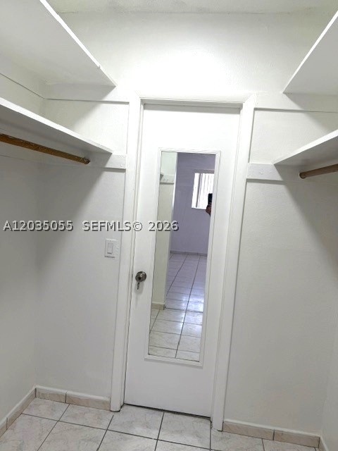 3640 NW 9th St #302, Miami FL 33125