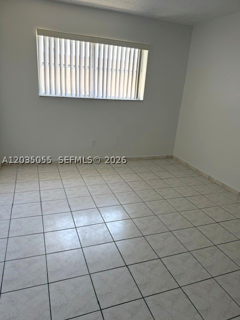 3640 NW 9th St #302, Miami FL 33125