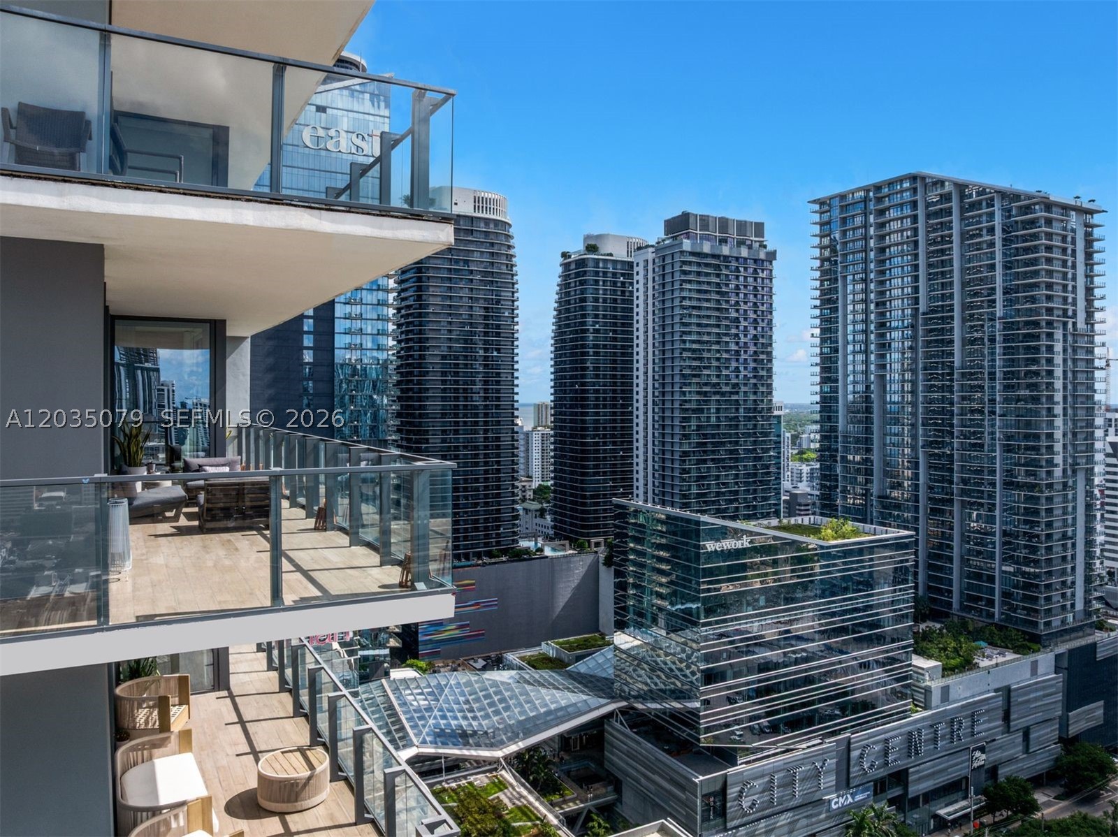 68 SE 6th St #2612, Miami FL 33131
