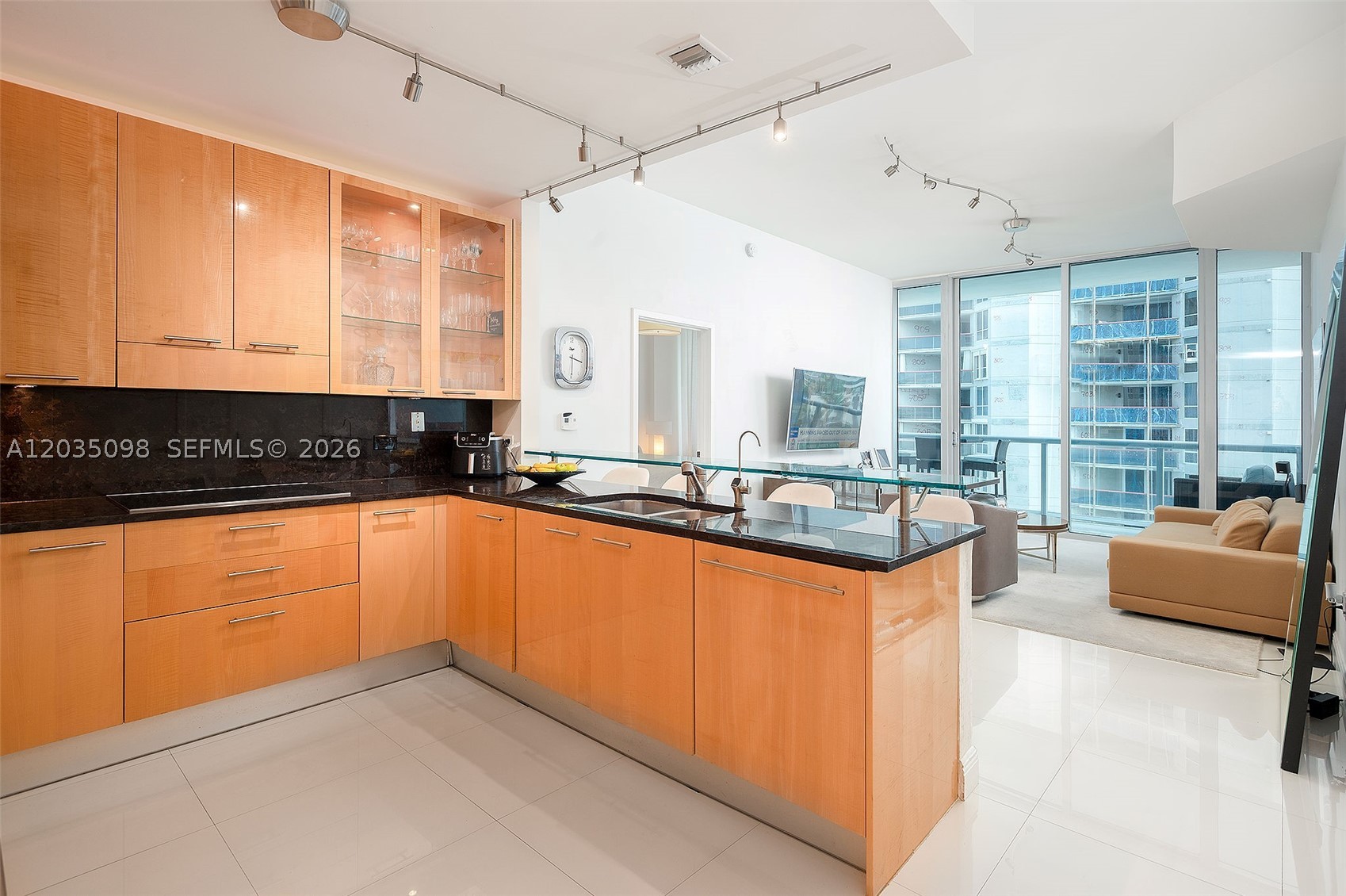 6799 Collins Ave #510, Miami Beach FL 33141