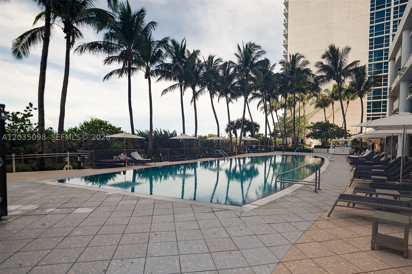 6799 Collins Ave #510, Miami Beach FL 33141