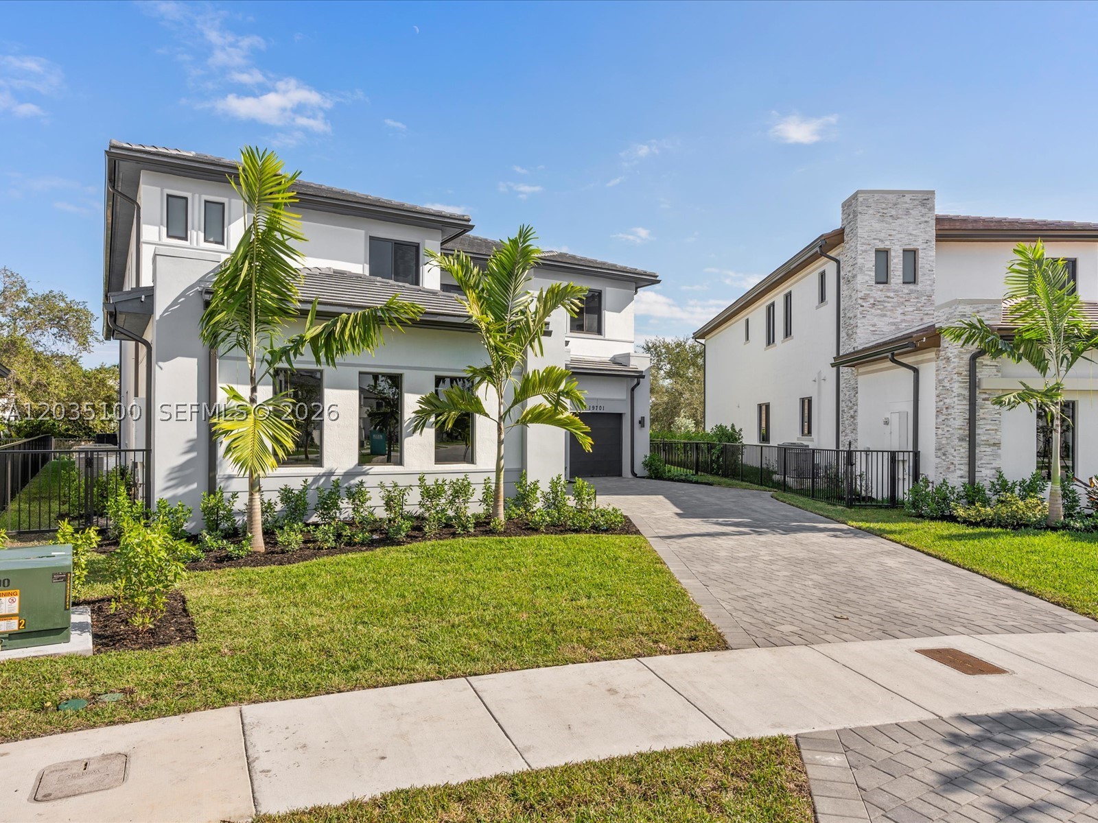 19701 NE 16th Pl, Miami FL 33179