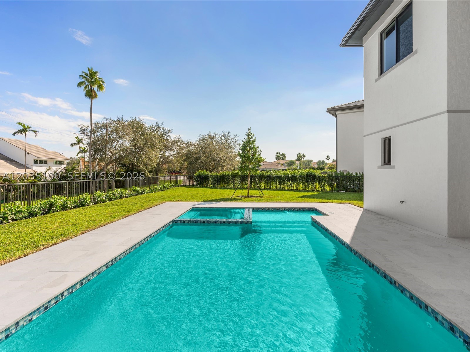 19701 NE 16th Pl, Miami FL 33179