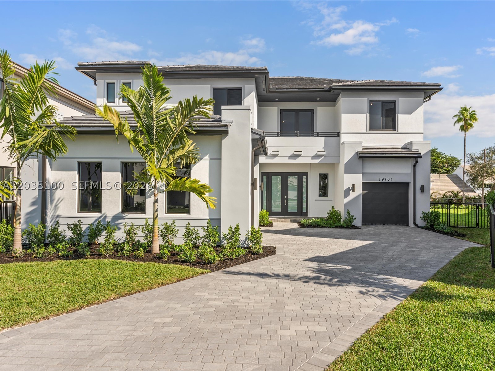 19701 NE 16th Pl, Miami FL 33179