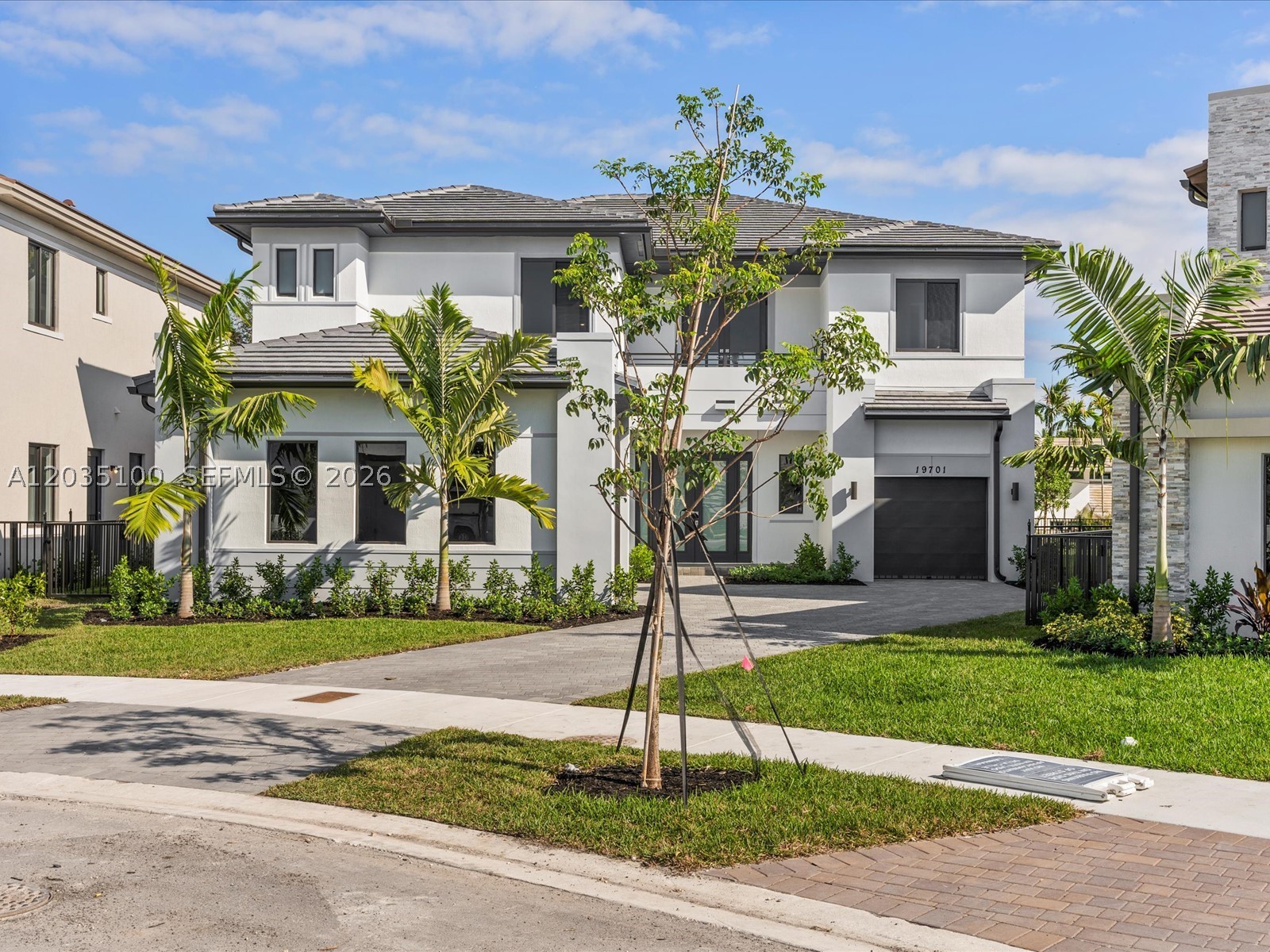 19701 NE 16th Pl, Miami FL 33179