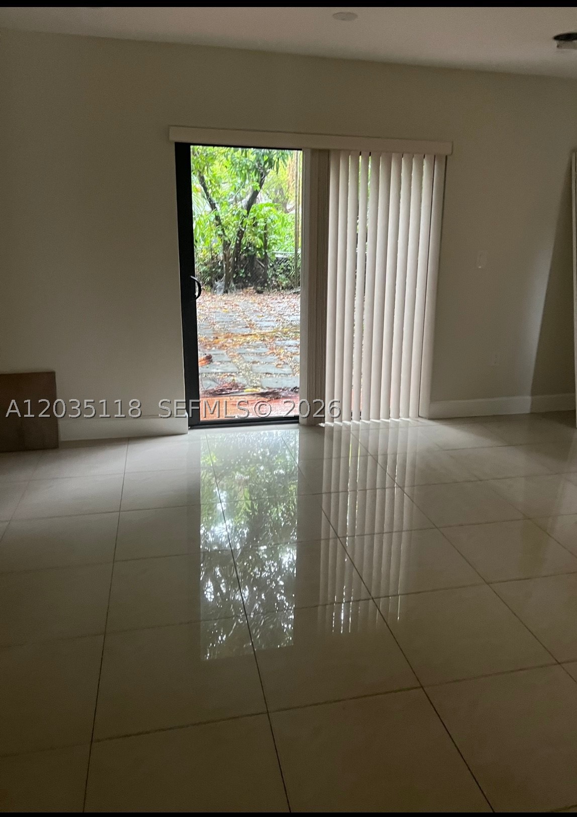 323 Menores Ave, Coral Gables FL 33134