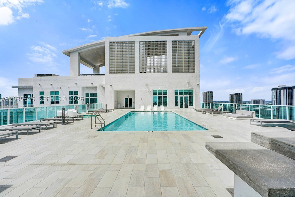 133 NE 2nd Ave #1013, Miami FL 33132