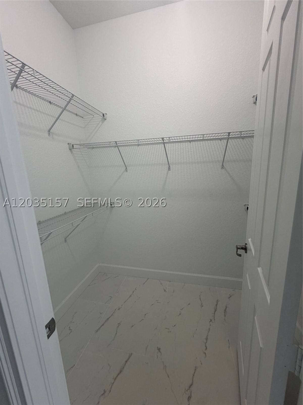 8711 NW 41st St, Cooper City FL 33024