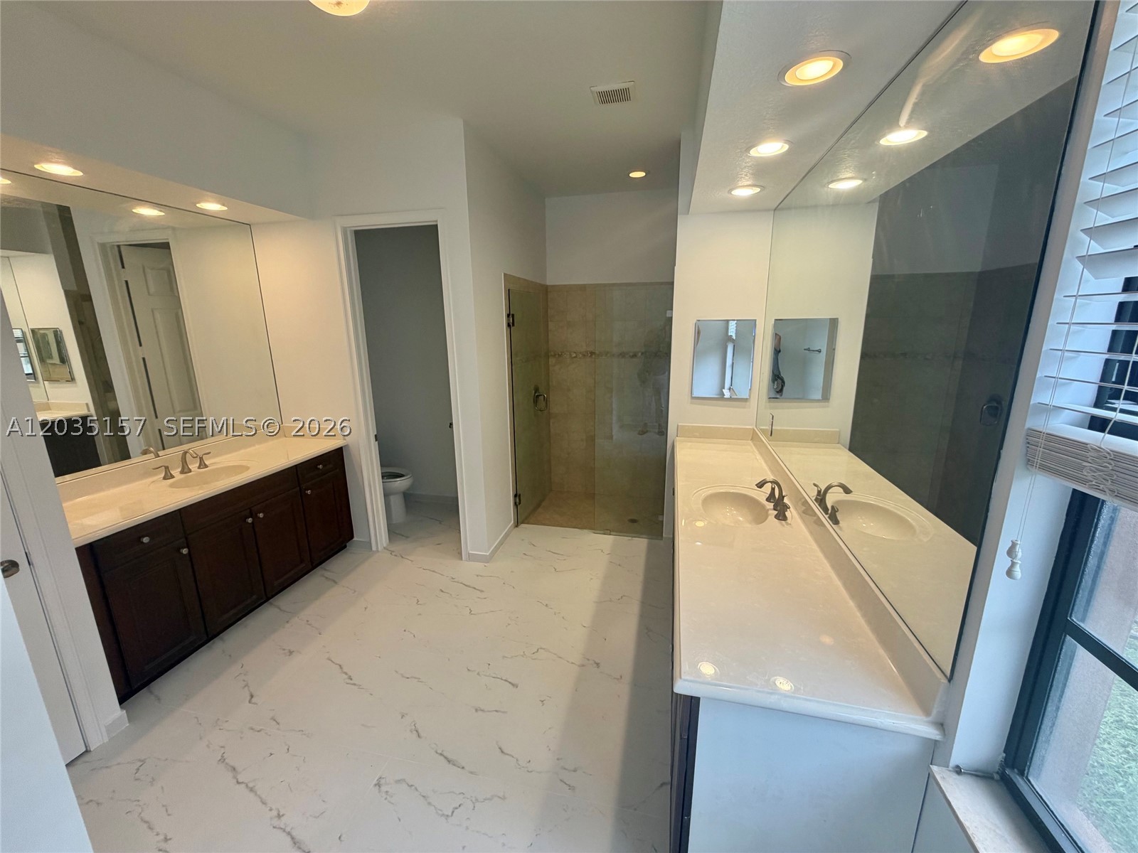 8711 NW 41st St, Cooper City FL 33024