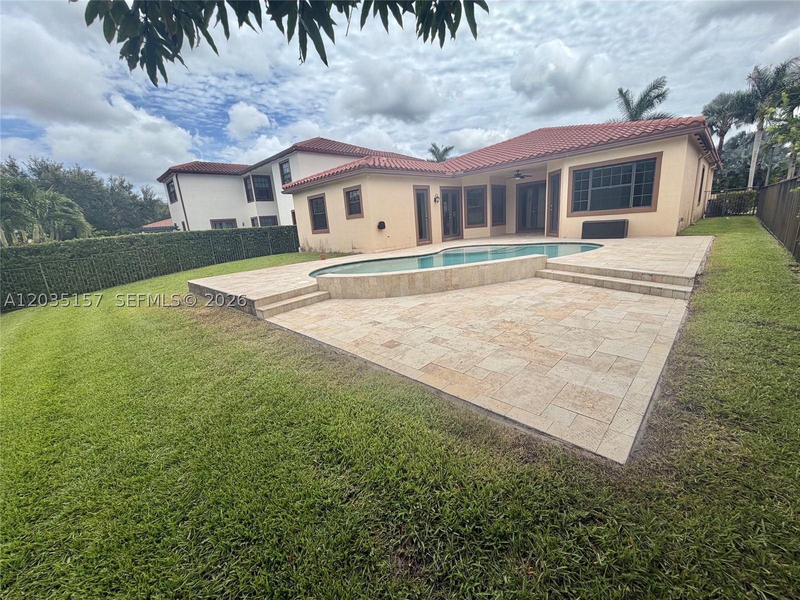 8711 NW 41st St, Cooper City FL 33024