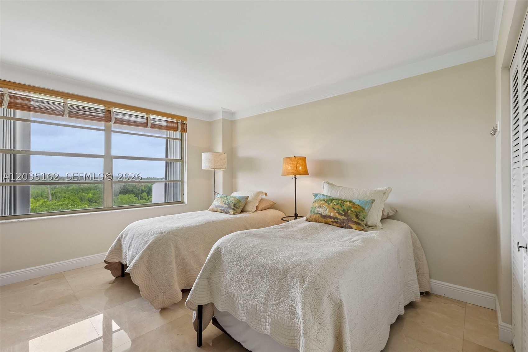 155 Ocean Lane Dr #614, Key Biscayne FL 33149
