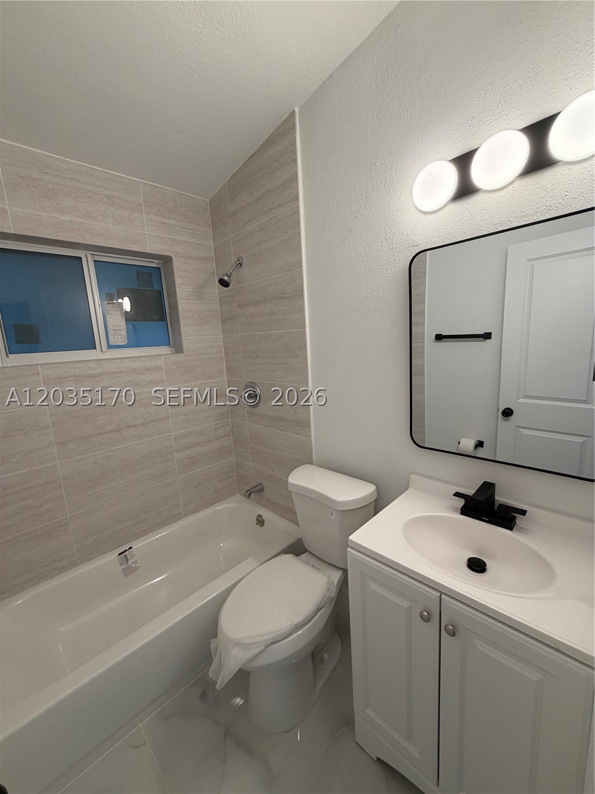 3220 Plaza St #3220, Miami FL 33133