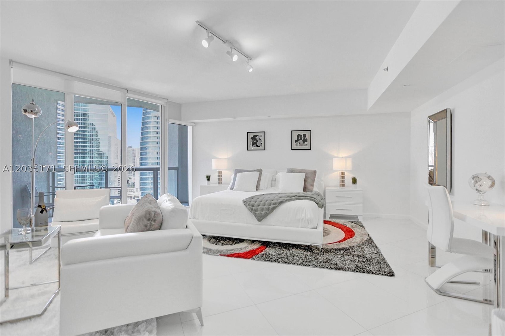 475 Brickell Ave #3408, Miami FL 33131