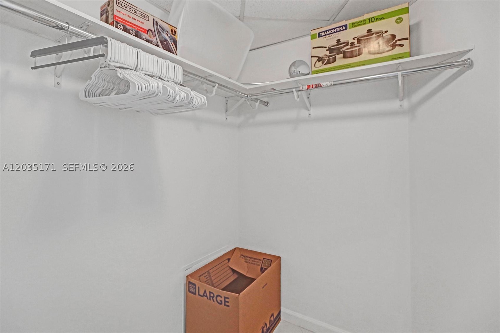 475 Brickell Ave #3408, Miami FL 33131