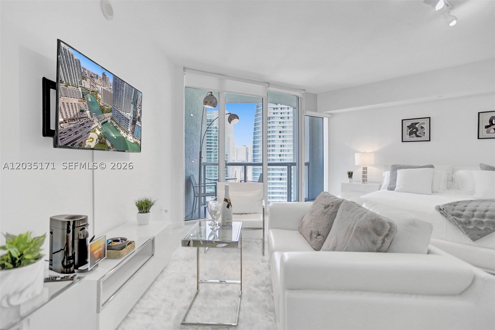 475 Brickell Ave #3408, Miami FL 33131