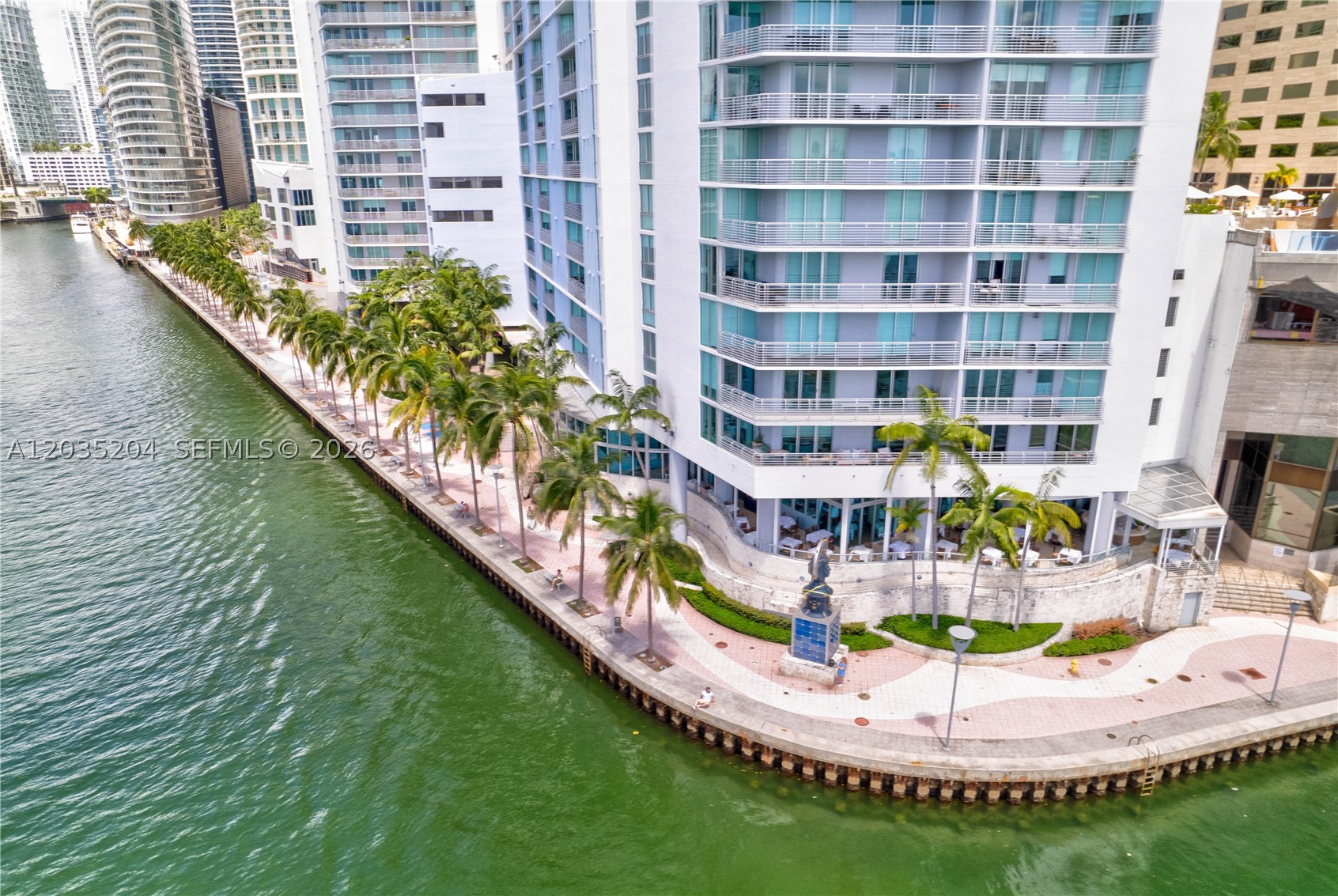 335 S Biscayne Blvd #3108, Miami FL 33131