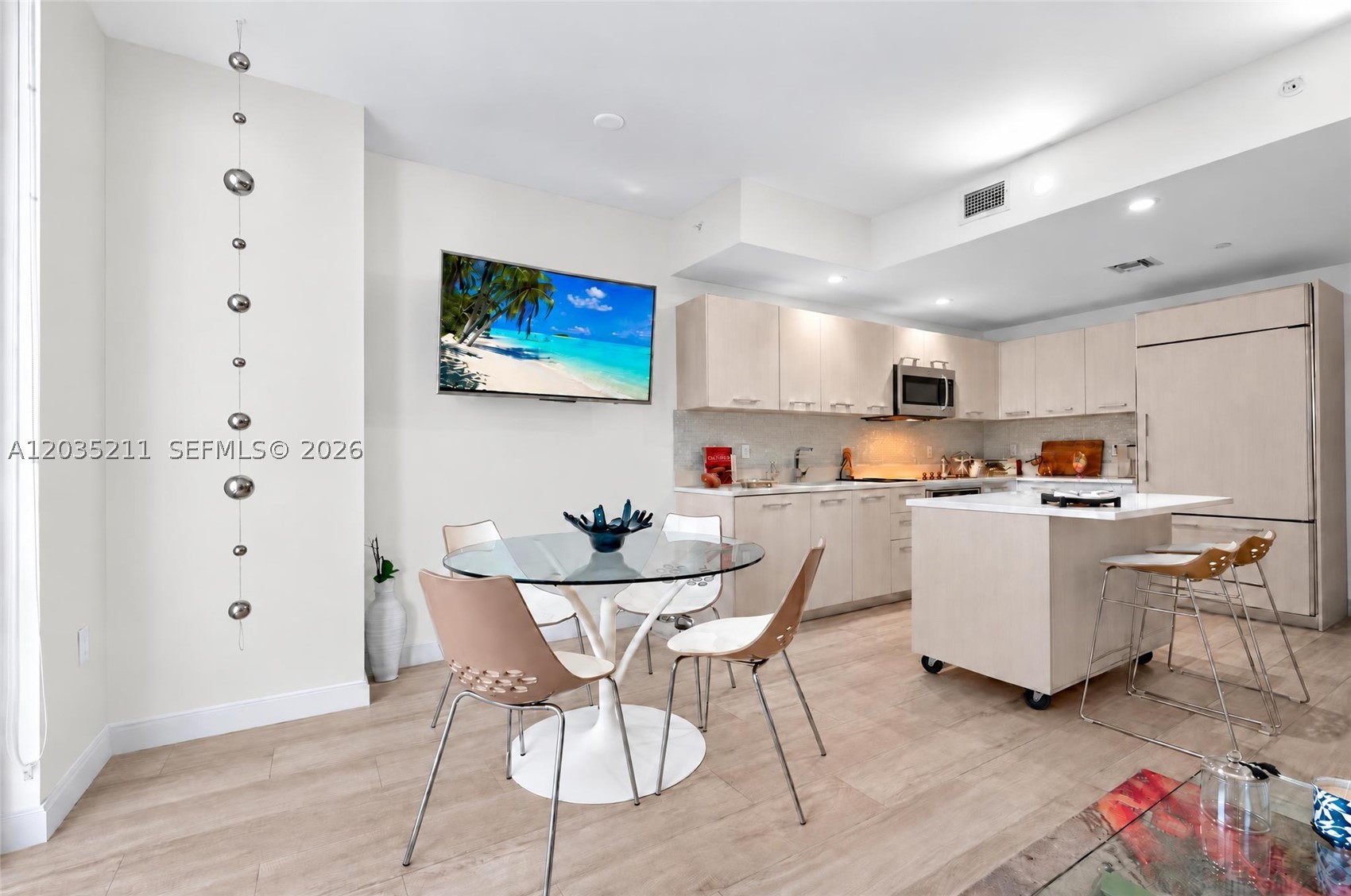 55 SW 9th St #3802, Miami FL 33130