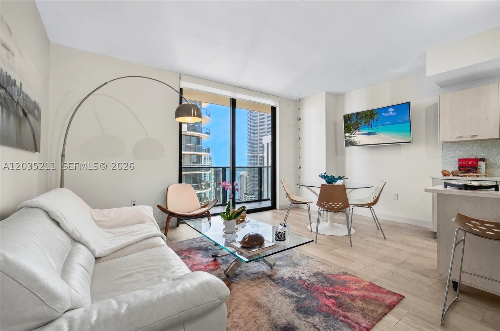 55 SW 9th St #3802, Miami FL 33130