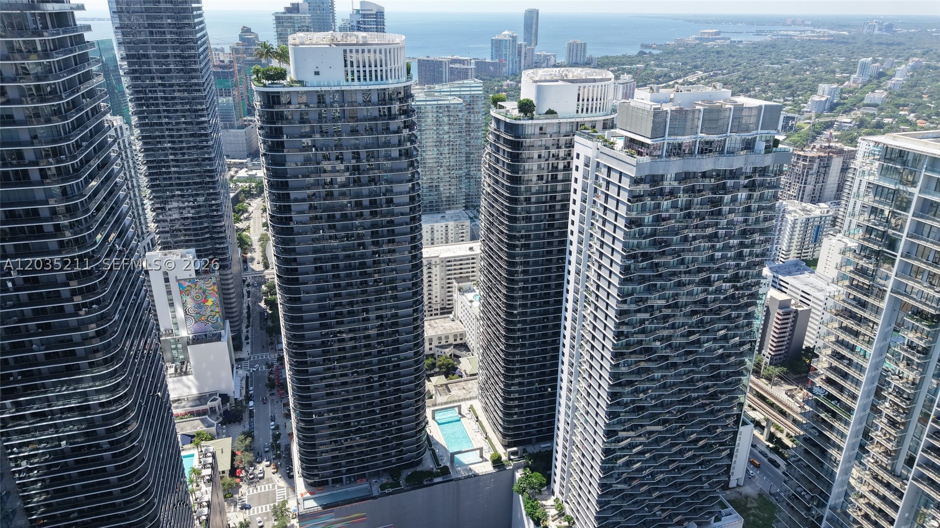 55 SW 9th St #3802, Miami FL 33130