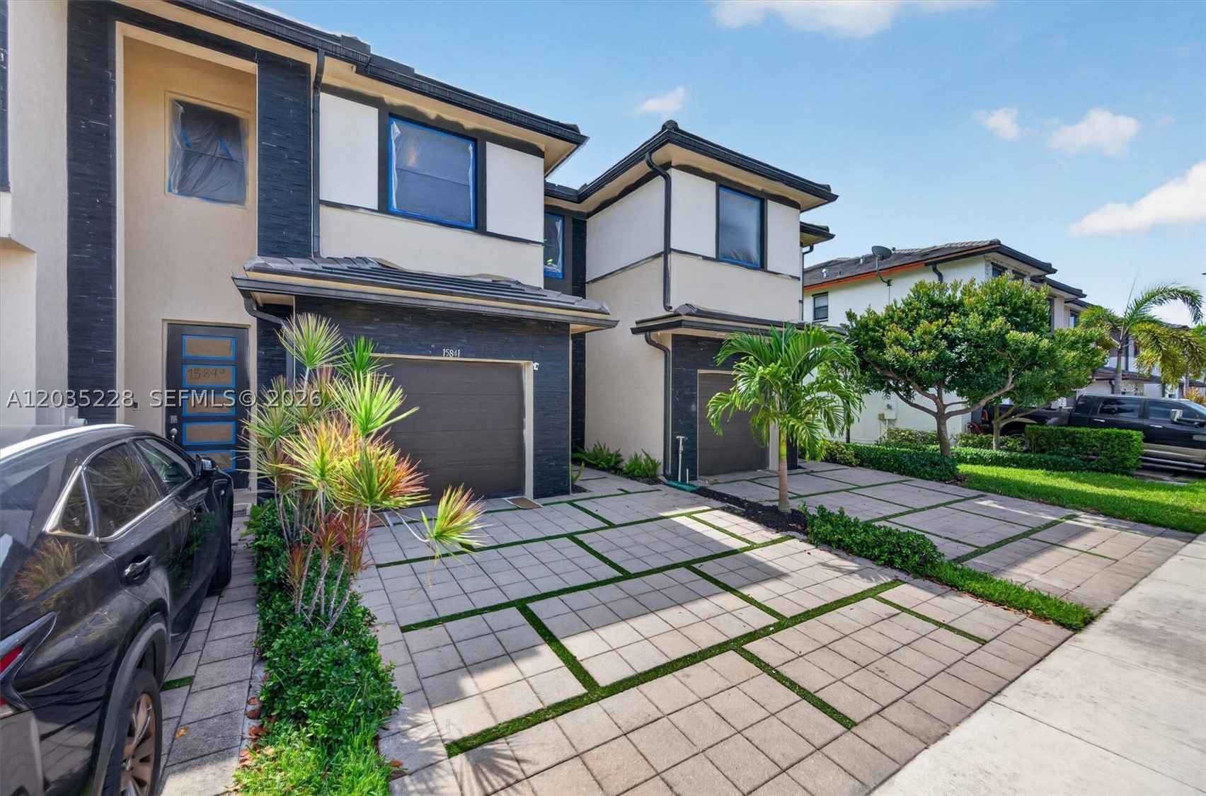 15841 NW 91st Ct, Miami Lakes FL 33018