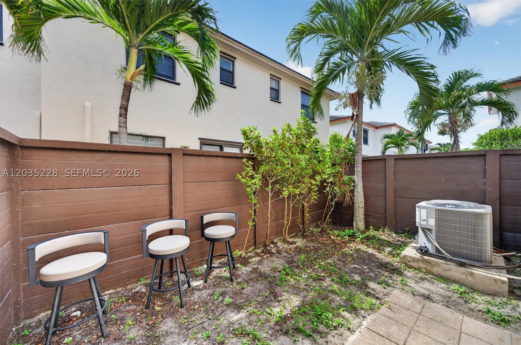 15841 NW 91st Ct, Miami Lakes FL 33018
