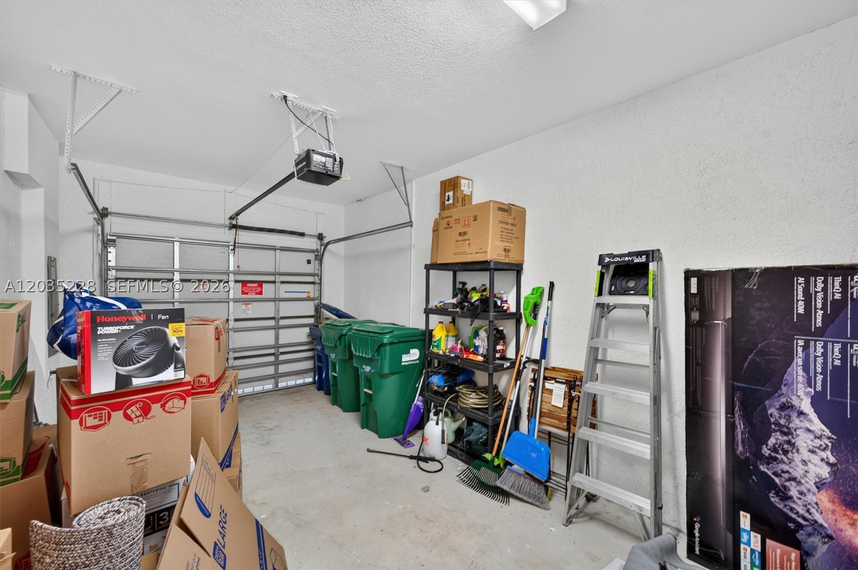 15841 NW 91st Ct, Miami Lakes FL 33018
