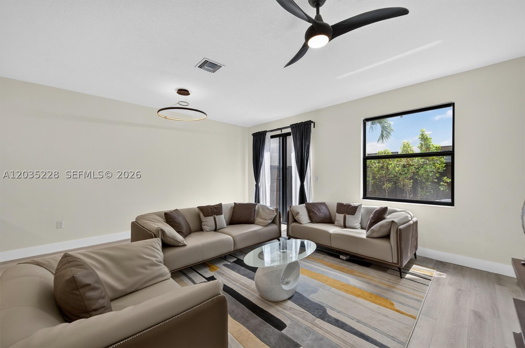 15841 NW 91st Ct, Miami Lakes FL 33018