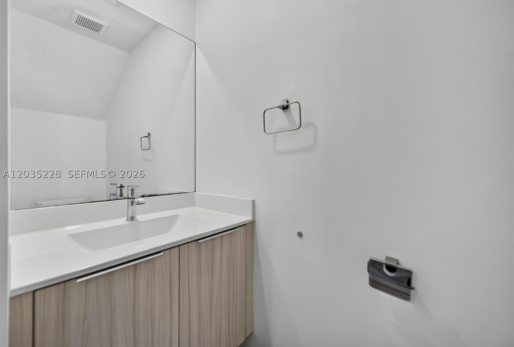 15841 NW 91st Ct, Miami Lakes FL 33018
