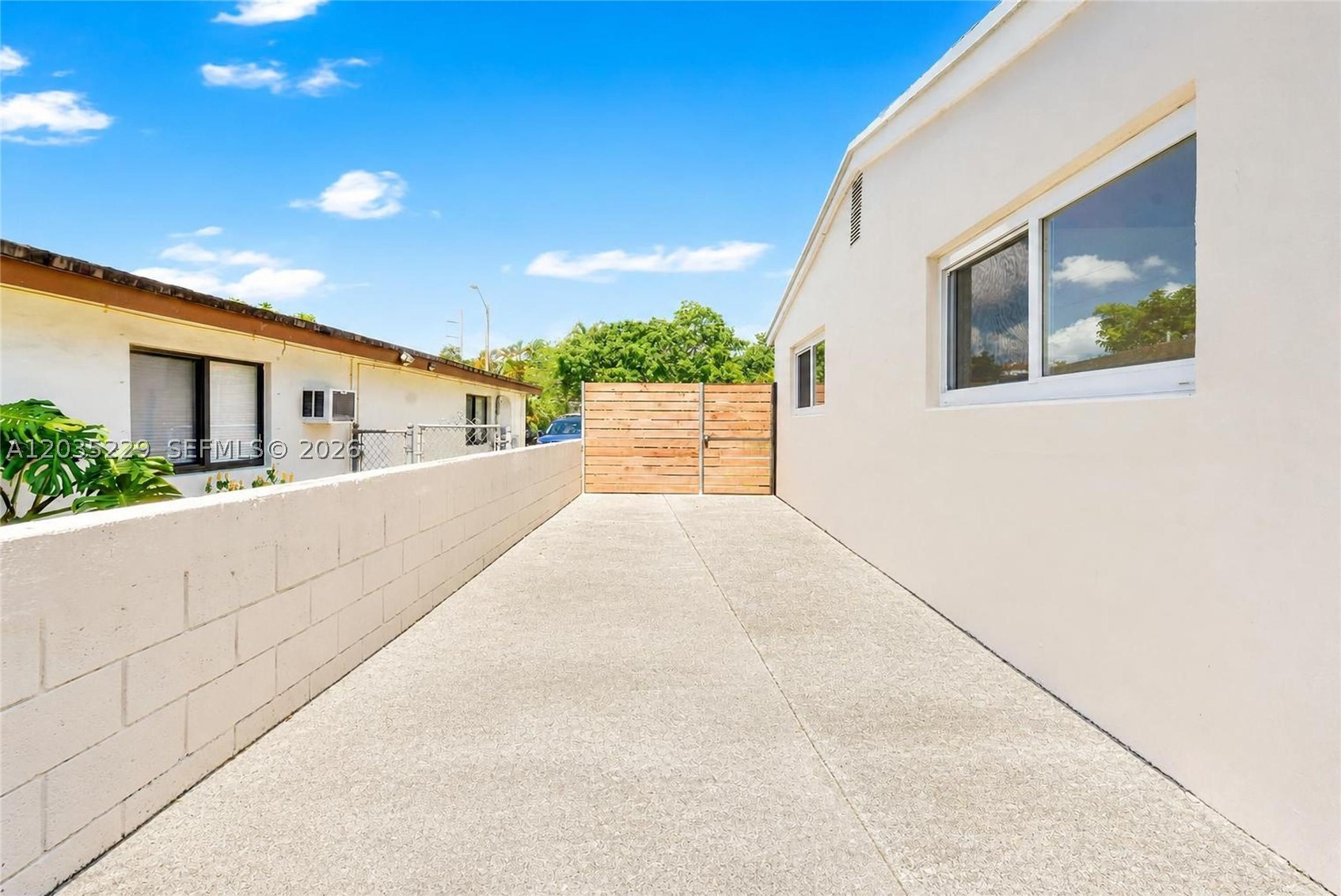 321 NW 56th Av, Miami FL 33126