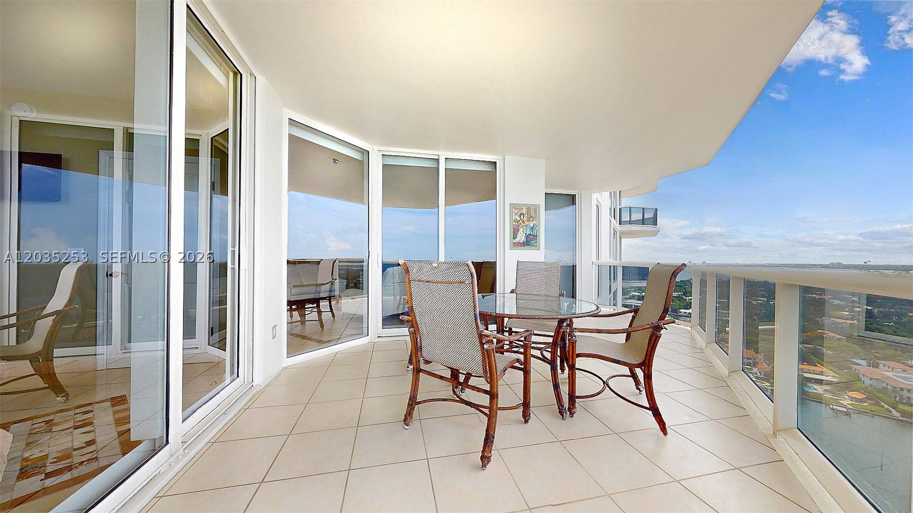 4779 Collins Ave #2708, Miami Beach FL 33140