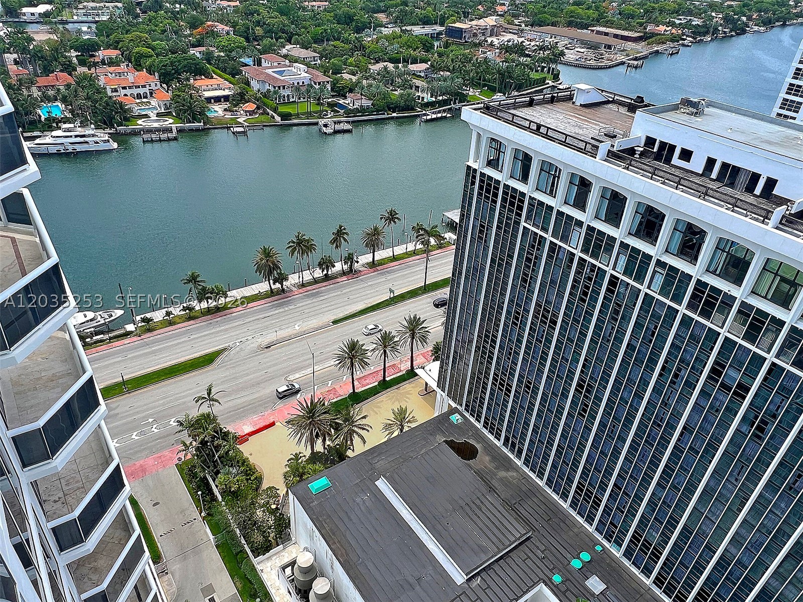4779 Collins Ave #2708, Miami Beach FL 33140