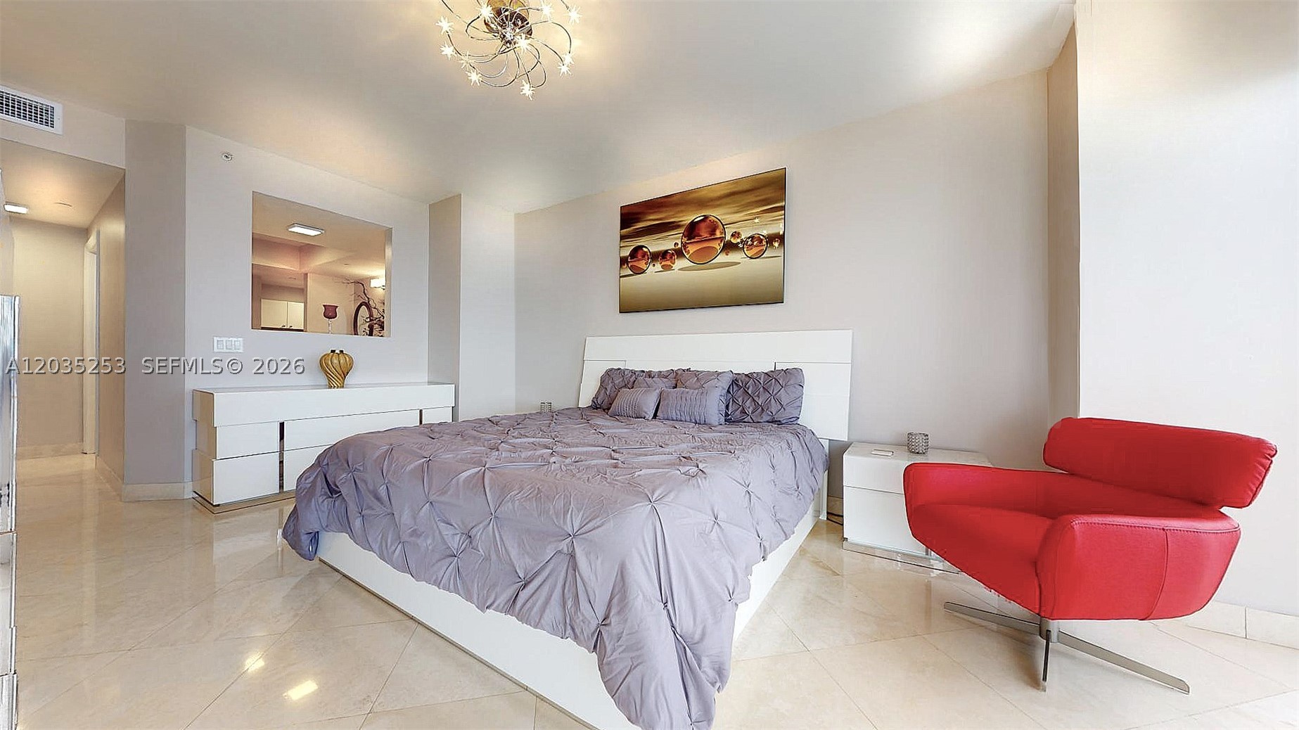 4779 Collins Ave #2708, Miami Beach FL 33140