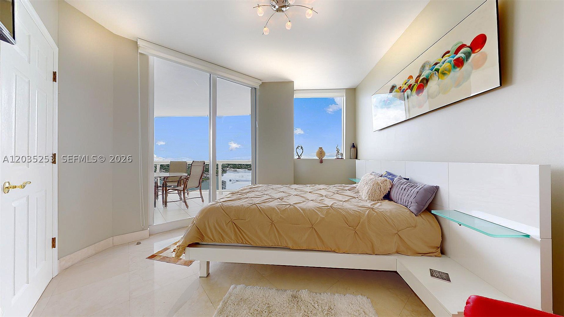 4779 Collins Ave #2708, Miami Beach FL 33140