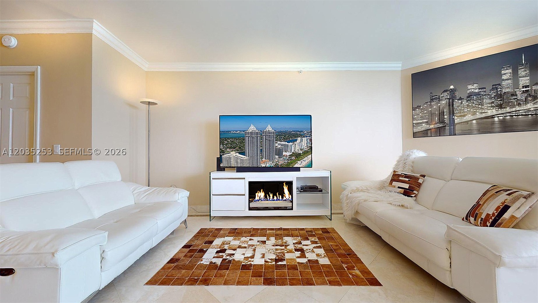 4779 Collins Ave #2708, Miami Beach FL 33140