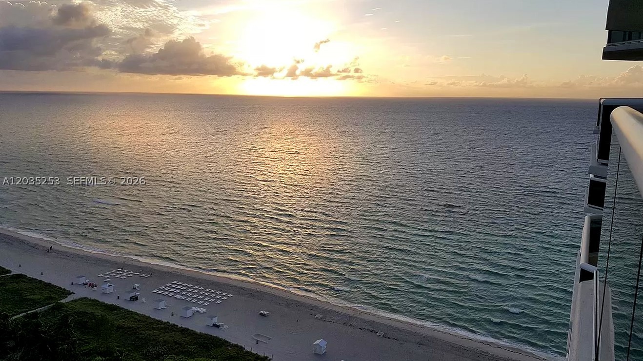 4779 Collins Ave #2708, Miami Beach FL 33140