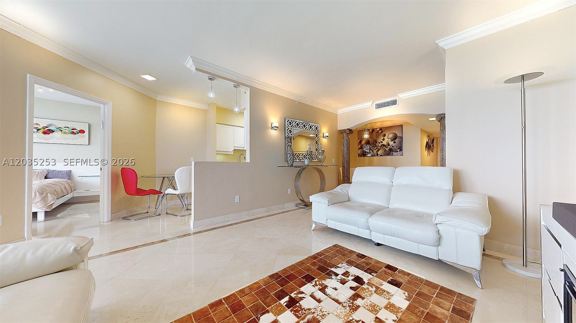 4779 Collins Ave #2708, Miami Beach FL 33140