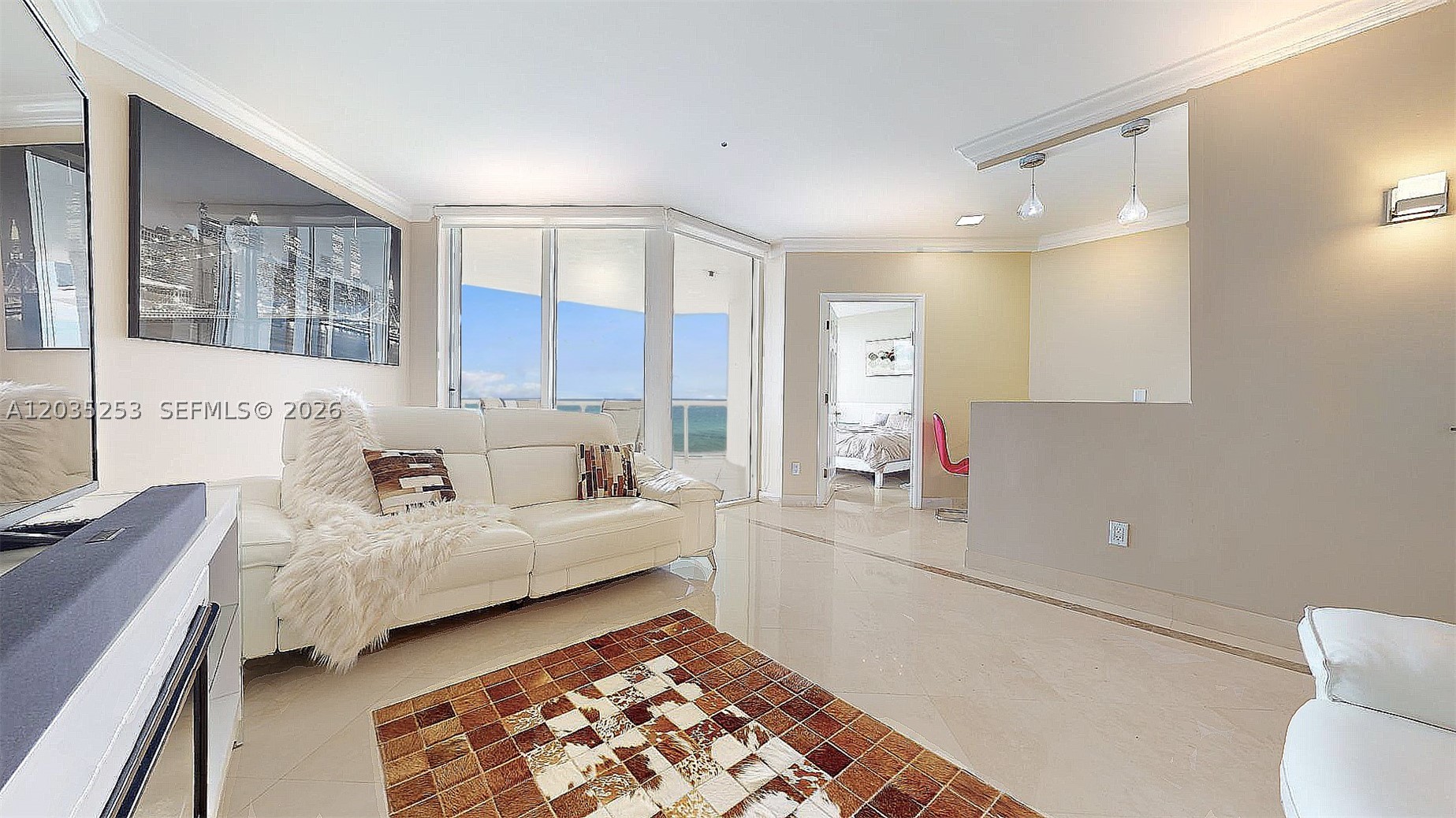 4779 Collins Ave #2708, Miami Beach FL 33140