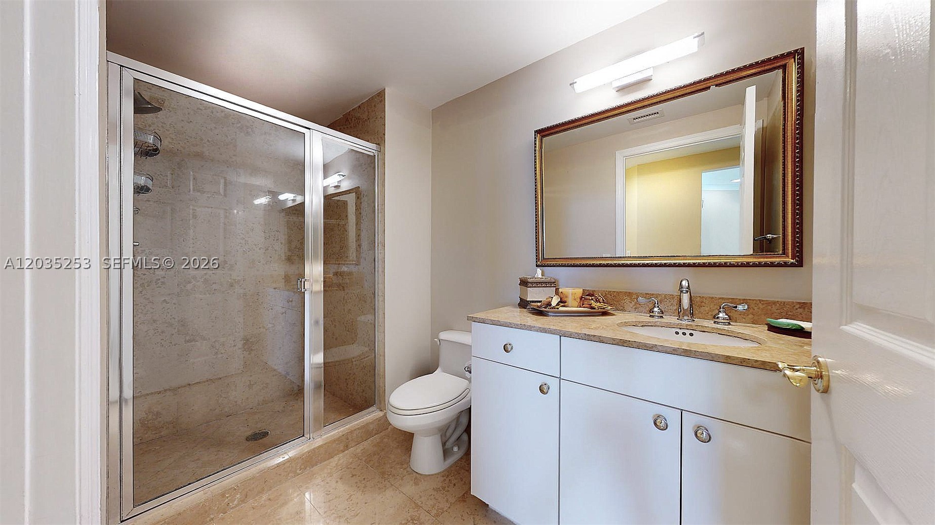 4779 Collins Ave #2708, Miami Beach FL 33140