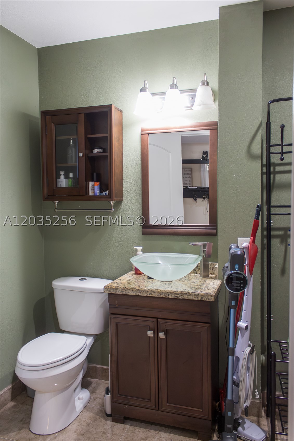 7645 NW 38th Ct, Sunrise FL 33351