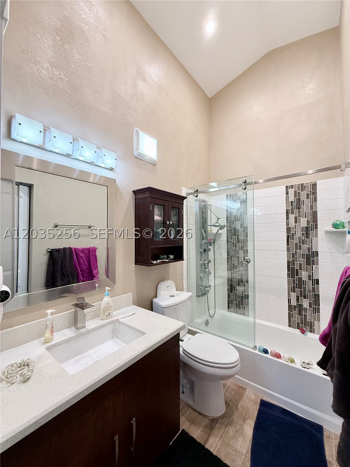 7645 NW 38th Ct, Sunrise FL 33351