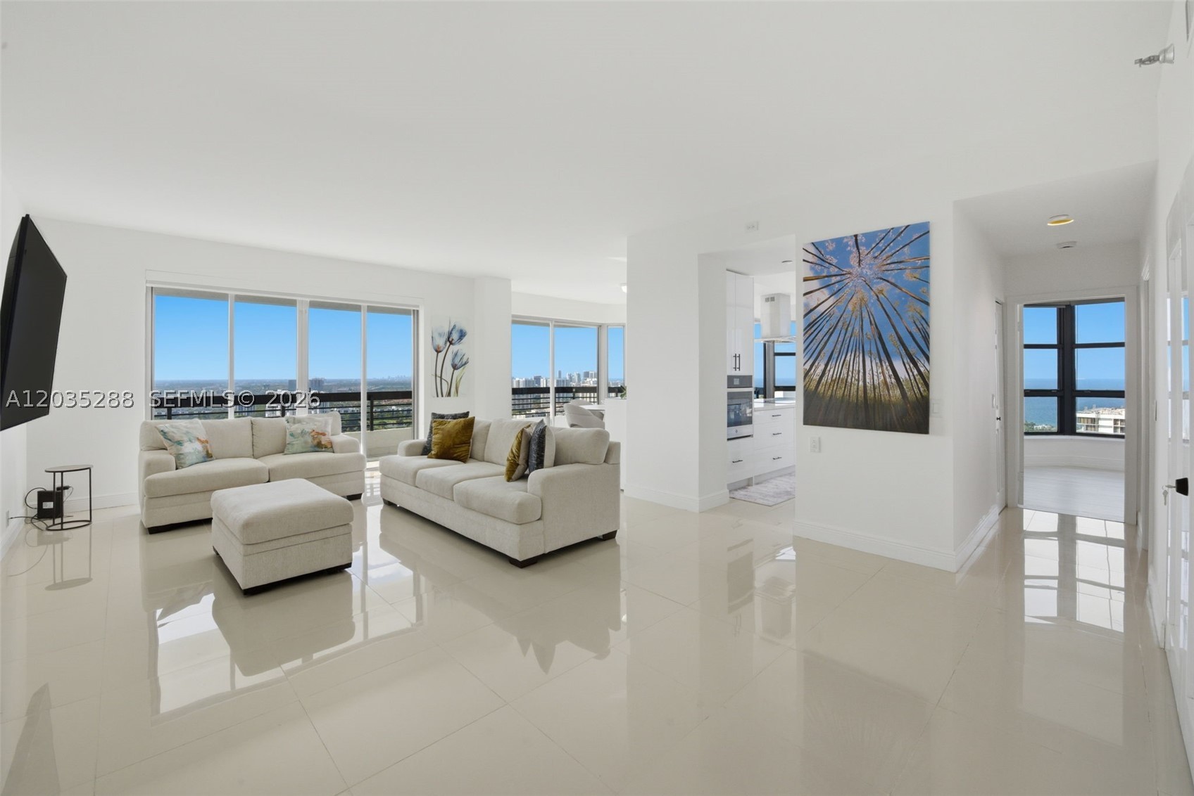 3500 Mystic Pointe Dr #PH5, Aventura FL 33180
