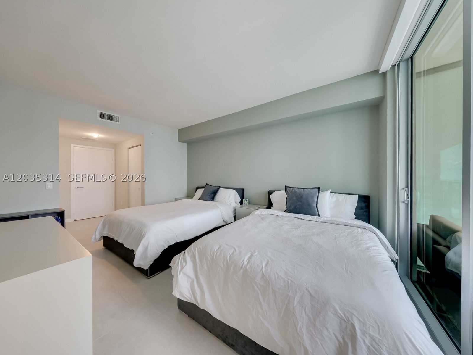1100 S Miami Ave #3411, Miami FL 33130
