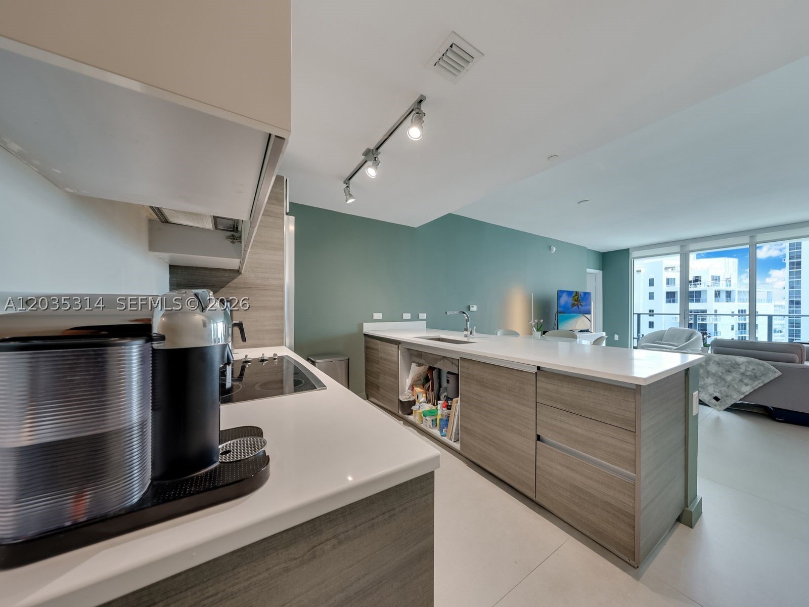1100 S Miami Ave #3411, Miami FL 33130