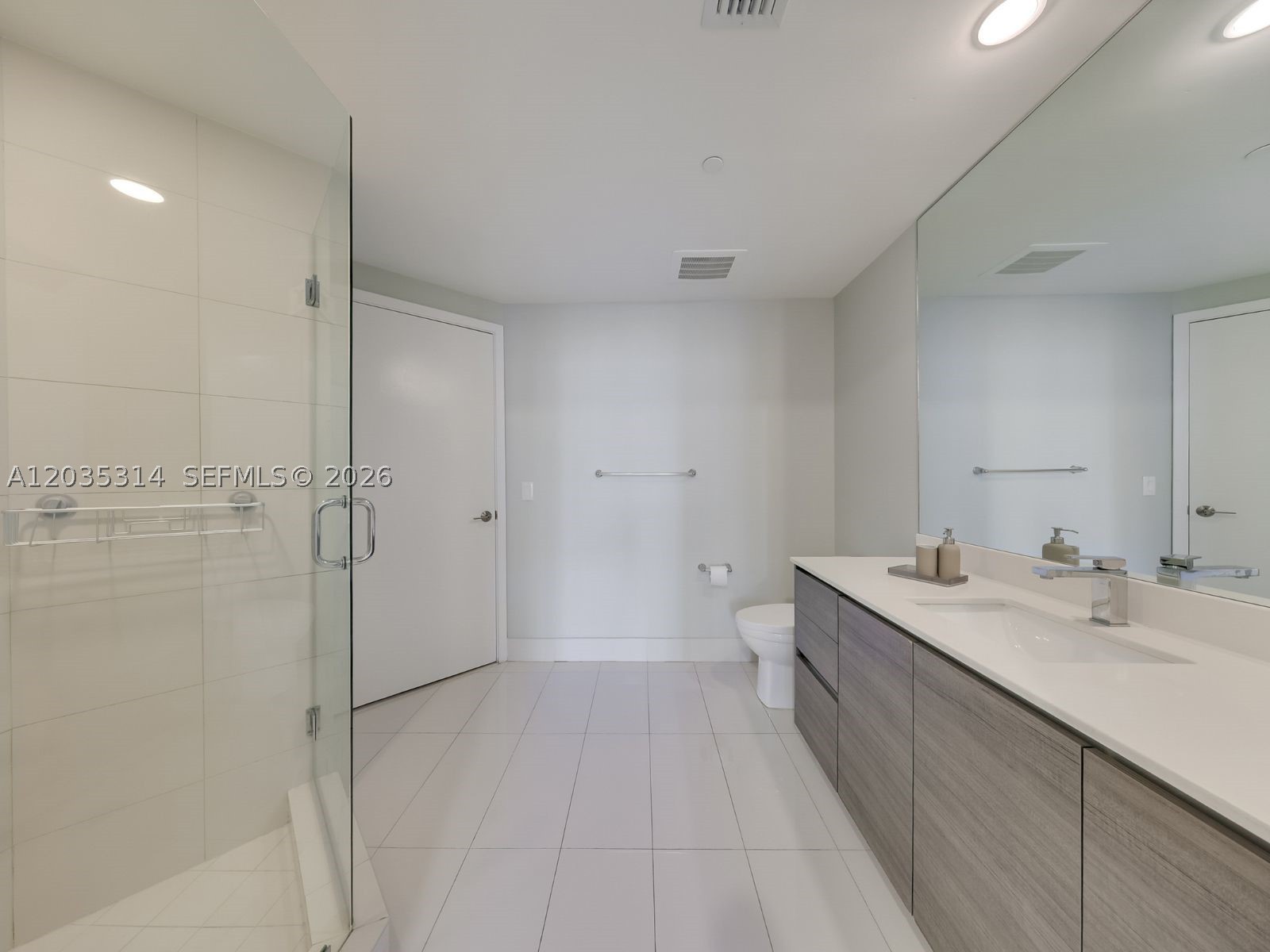 1100 S Miami Ave #3411, Miami FL 33130