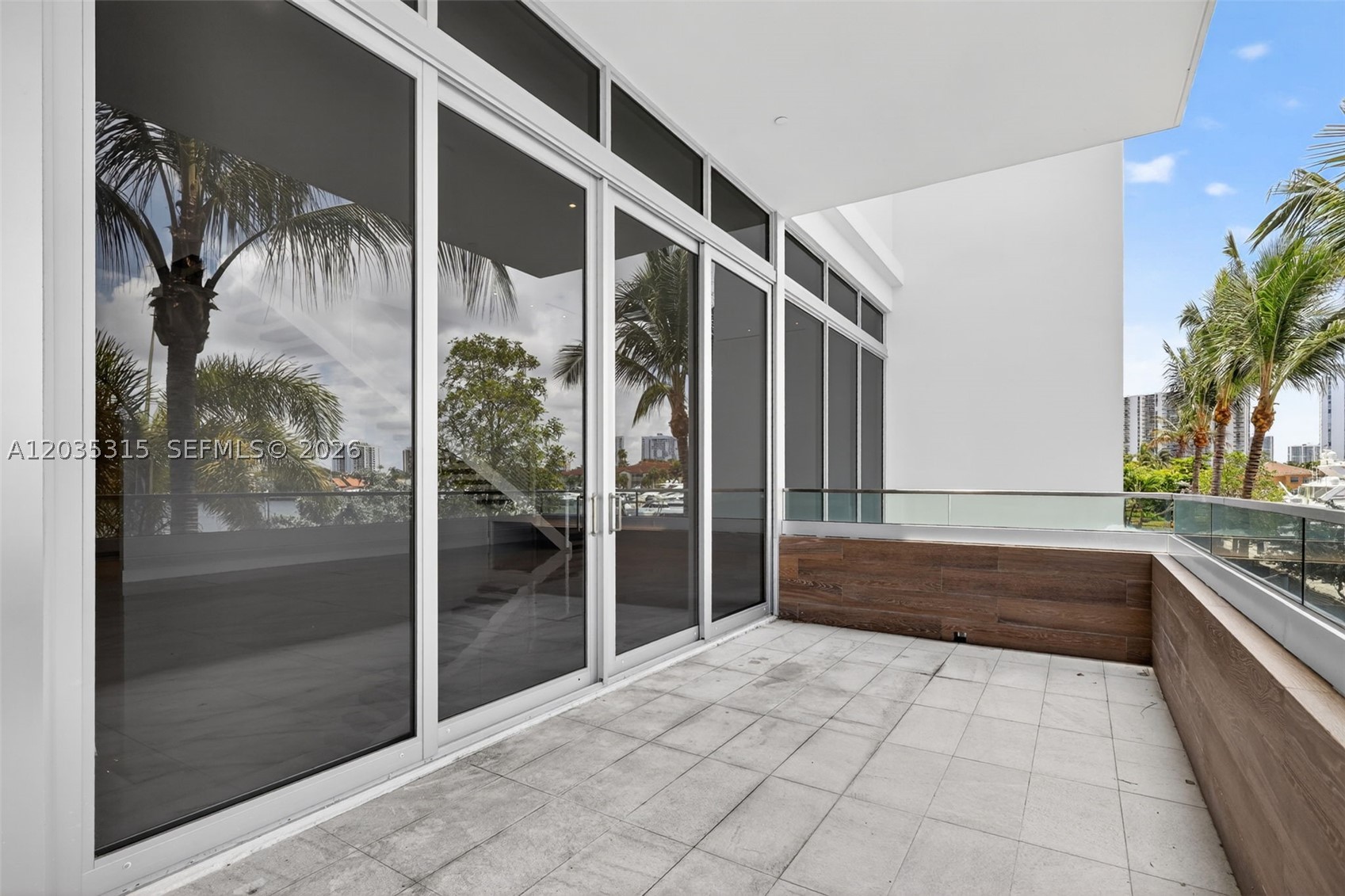 3750 Yacht Club Dr #TH5, Aventura FL 33180
