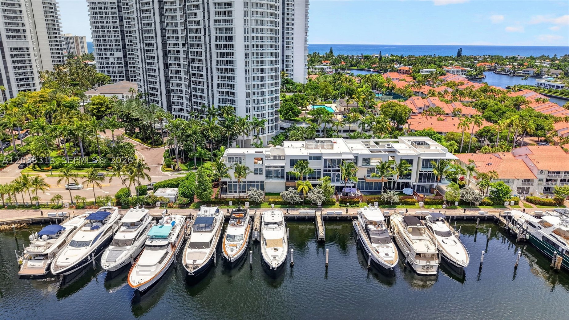 3750 Yacht Club Dr #TH5, Aventura FL 33180