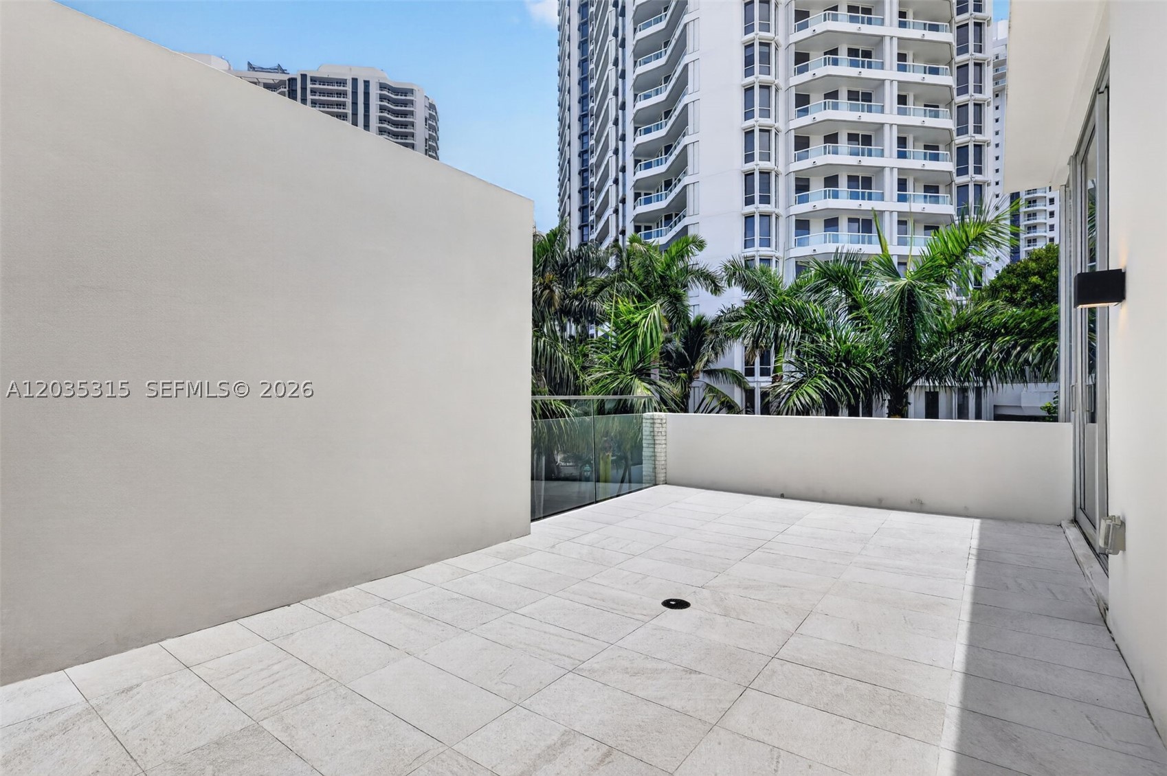 3750 Yacht Club Dr #TH5, Aventura FL 33180