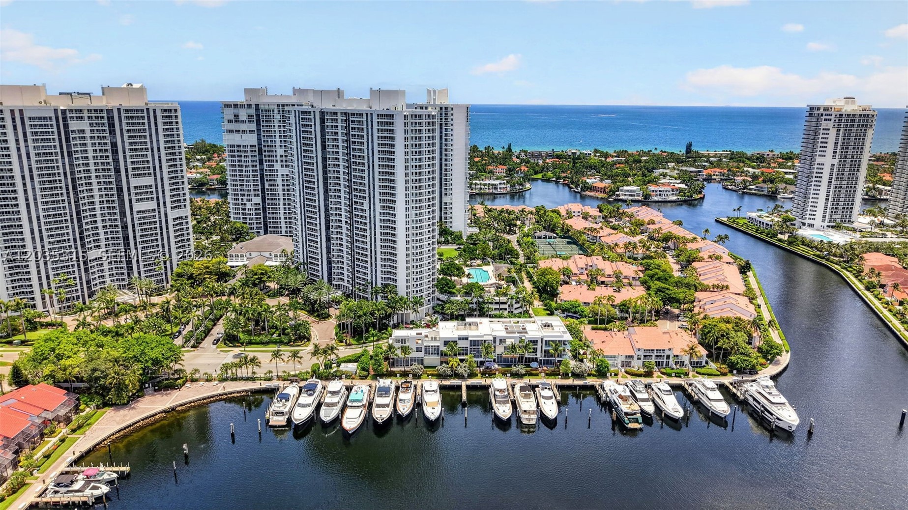 3750 Yacht Club Dr #TH5, Aventura FL 33180